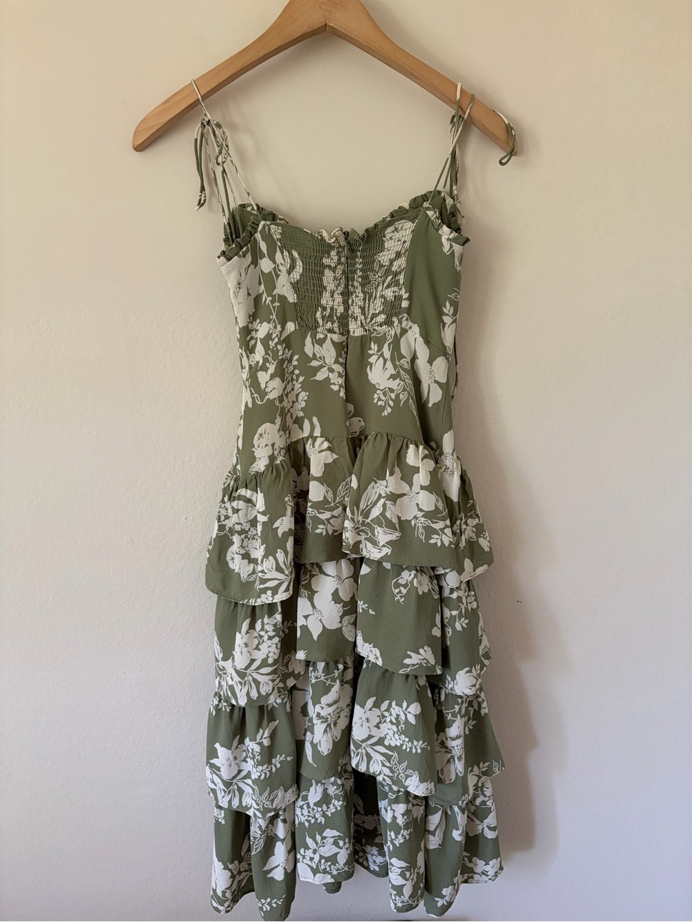 Reformation Olive Green and White Floral Tiered Midi Dress - Picture 6 of 7